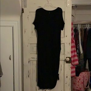 Adorable long maxi with pockets and knot